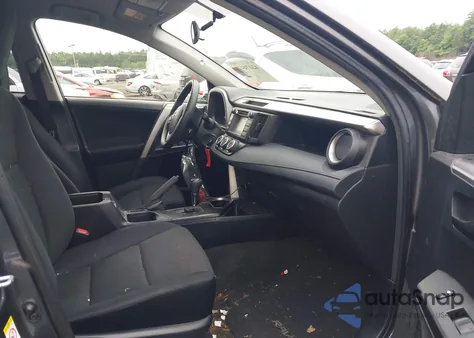 2016 Toyota Rav4 Le z USA, uszkodzony, nr VIN JTMBFREV4GJ098177